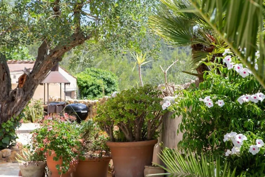 Sitges Hill Retreats-Masia Nur 22 Bedrooms Divided Over 9 Houses For Max 44 Guests Canyelles  0*, Canyelles (Catalonia)