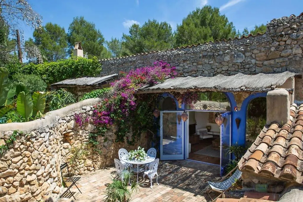 Sitges Hill Retreats-Masia Nur 22 Bedrooms Divided Over 9 Houses For Max 44 Guests Canyelles