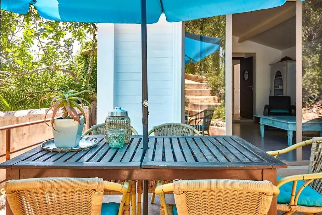 Villa Sitges Hill Retreats-Masia Nur 22 Bedrooms Divided Over 9 Houses For Max 44 Guests Canyelles  İspanya