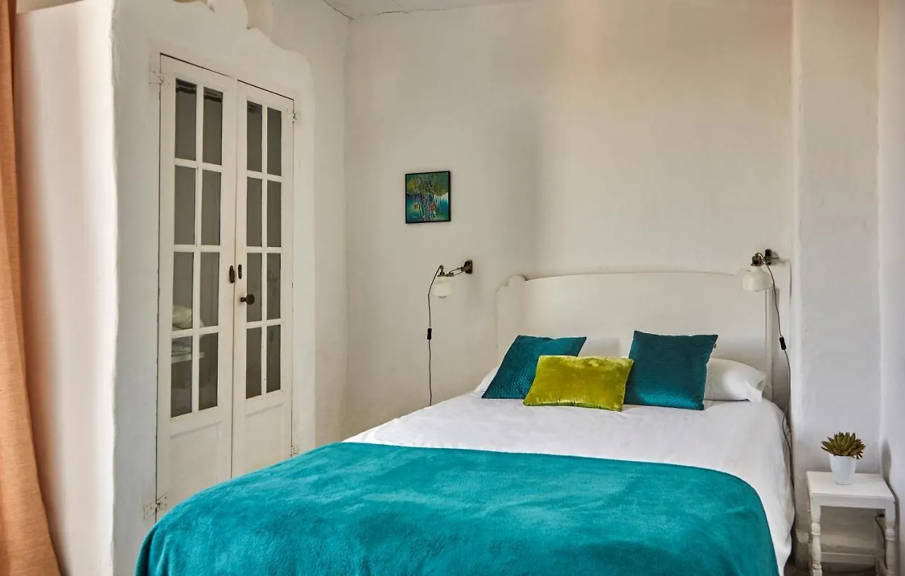 Villa Sitges Hill Retreats-Masia Nur 22 Bedrooms Divided Over 9 Houses For Max 44 Guests Canyelles  İspanya